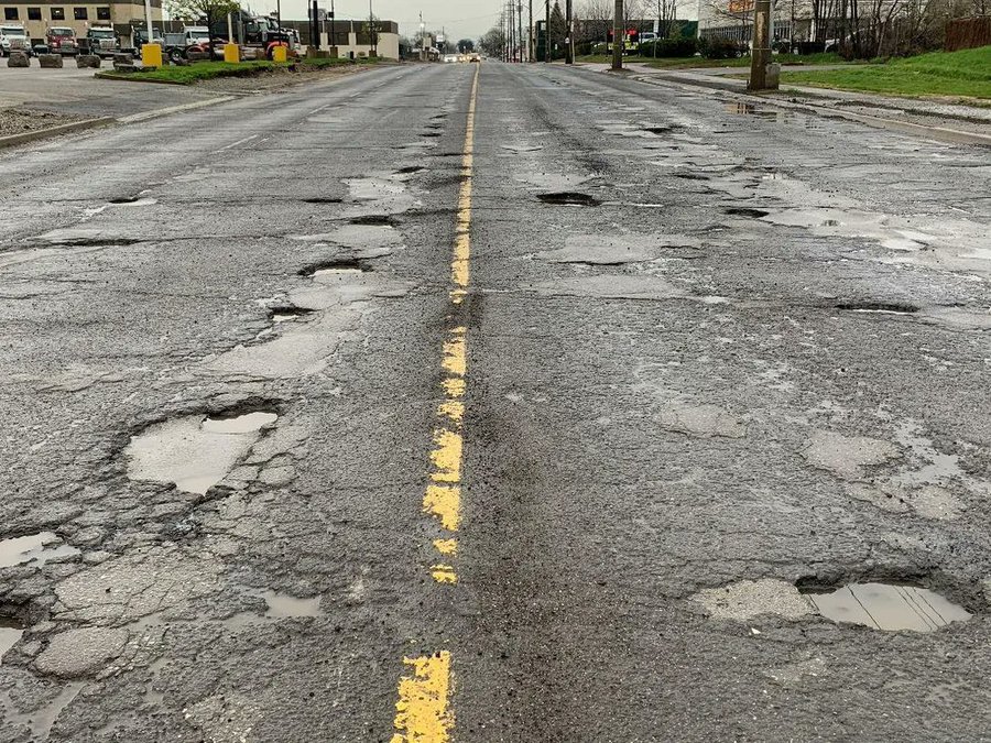 圭尔夫（Guelph）的约克路被评为安省西部“最差道路”第一名 ... ...