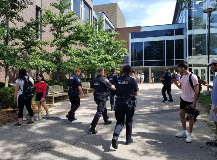 警方正在调查滑铁卢大学持刀伤人事件的动机